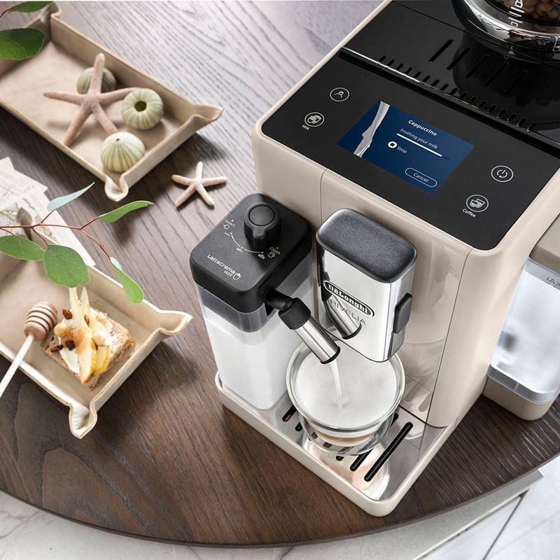 Cafetera-Superautomatica-Rivelia-Beige-5-264347