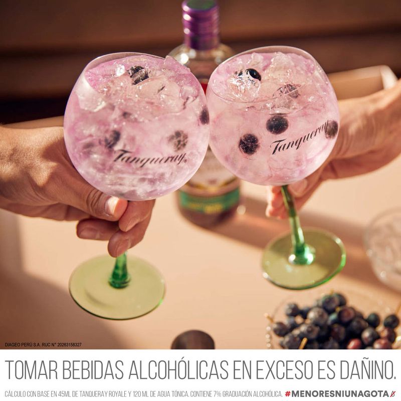 Gin-Tanqueray-Dark-Berry-Royale-Botella-700ml-Fourpack-Agua-T-nica-Britvic-Lata-150ml-3-248552