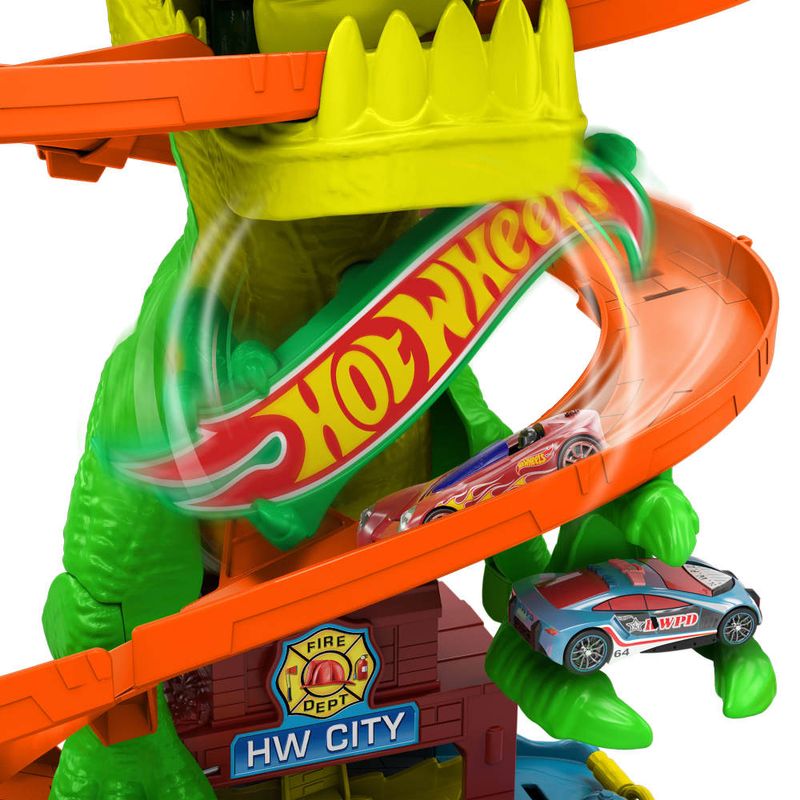 T-Rex-Hot-Wheels-vs-Estaci-n-de-Bomberos-3-290541