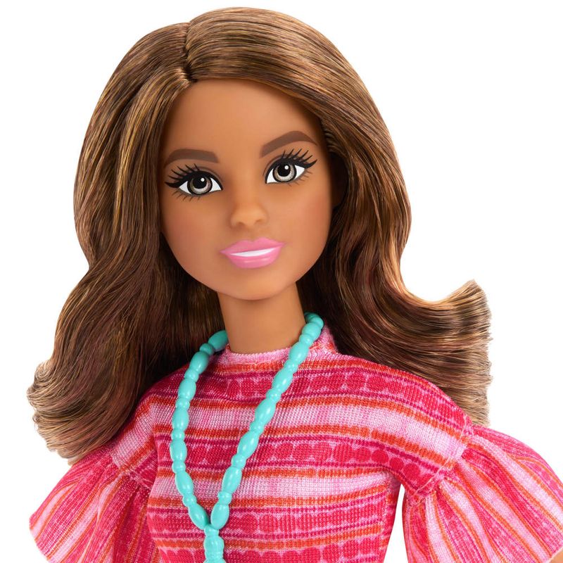 Mu-eca-Barbie-Teresa-2-290611