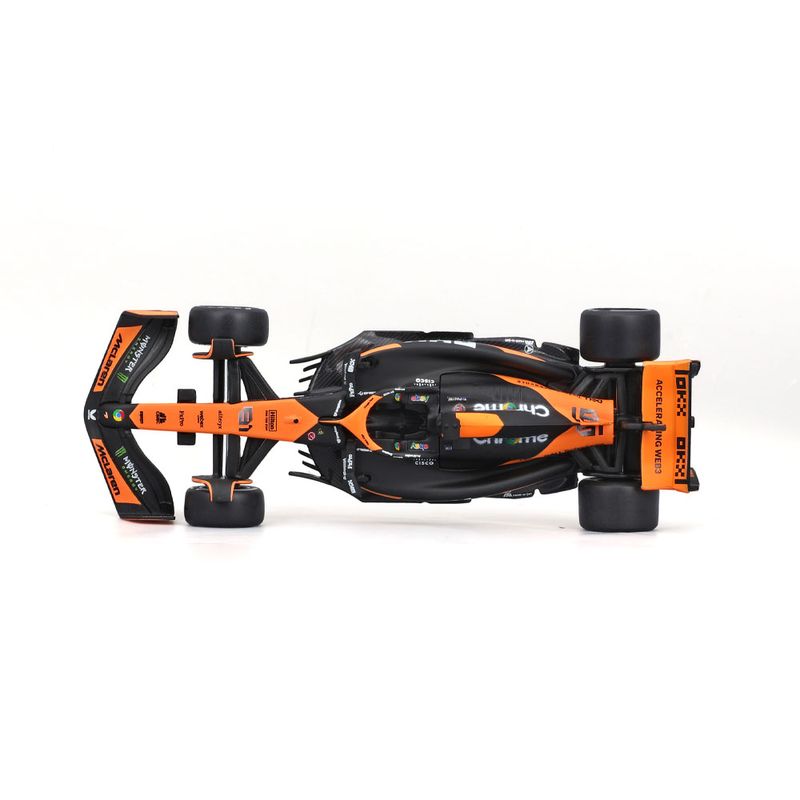 AUTO-MCLAREN-1-43-PIASTRI-10-293921
