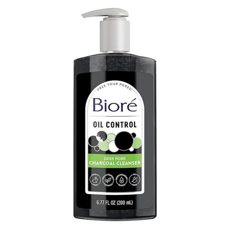 Limpiador-Profundo-de-Poros-con-Carb-n-Natural-Bior-Oil-Control-200ml-1-295491
